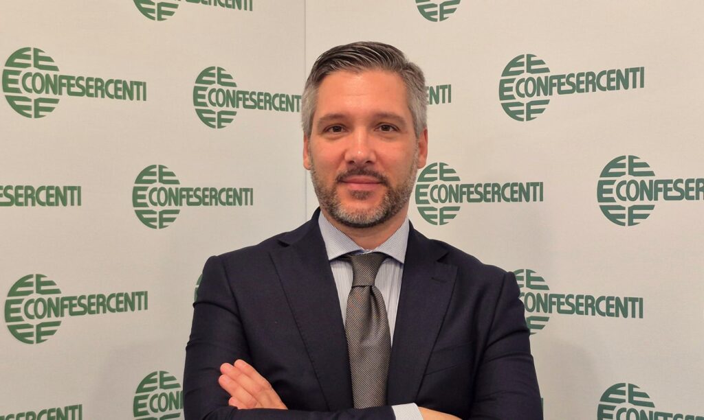 Affitti brevi: Aigo Confesercenti, “Aumentare la cedolare secca errore strategico. Serve una visione sul turismo, non nuove tasse”