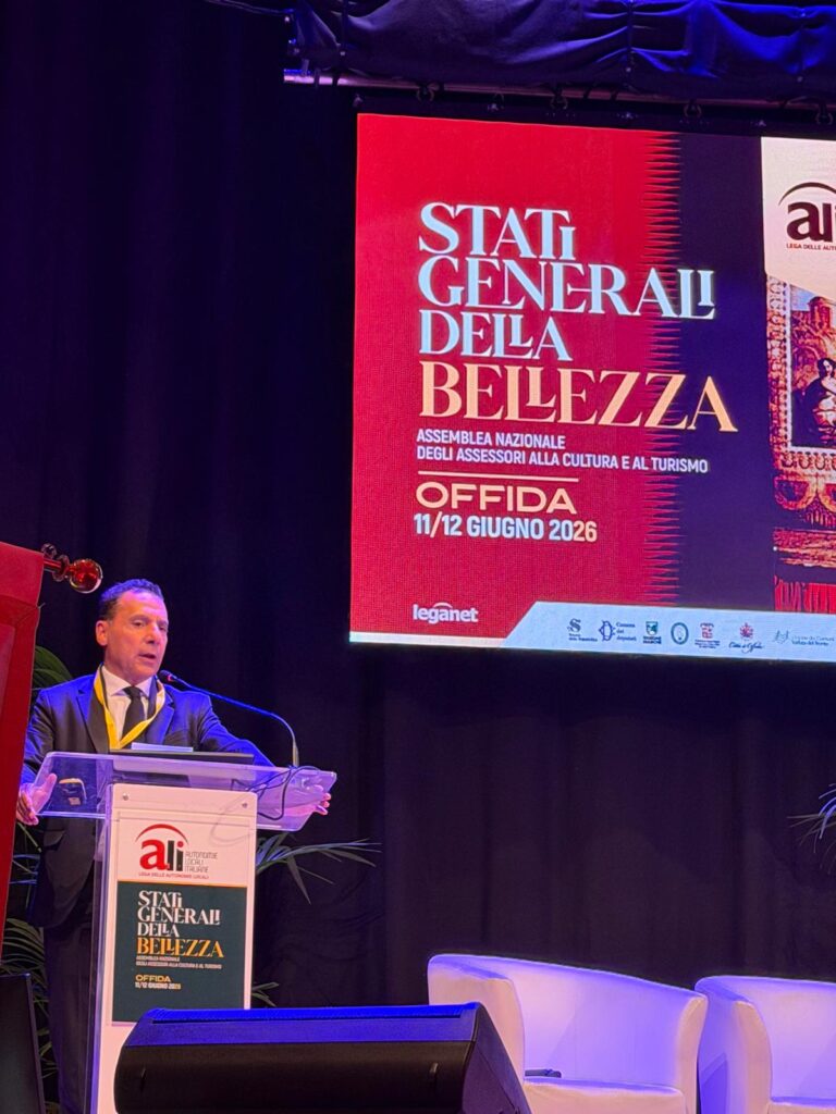 Gronchi agli Stati Generali della Bellezza: “La desertificazione commerciale svuota i borghi. Con la nostra legge invertiamo la rotta”